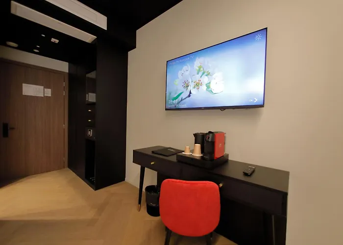 Namia By Dori ברדולינו